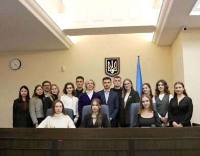 Голова ВАКС Віра Михайленко вручила грамоти переможцям Щорічного конкурсу наукових робіт