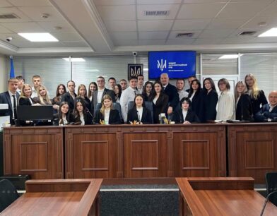 Майбутні слідчі та детективи дізналися про роботу ВАКС та поспілкувалися з керівником апарату і Головою суду