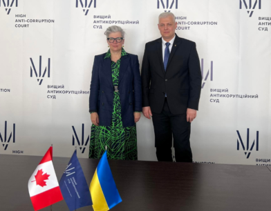 Голова ВАКС Ігор Строгий провів зустріч із Надзвичайним і Повноважним Послом Канади в Україні Наталкою Цмоць
